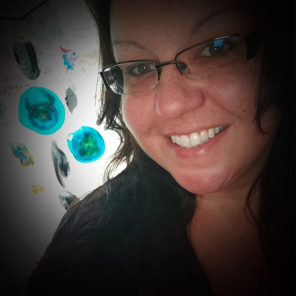 Meet your Posher, Shelley - Picture 1 of 1